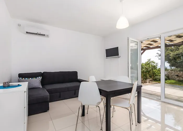 Appartement Lovely In With Wifi