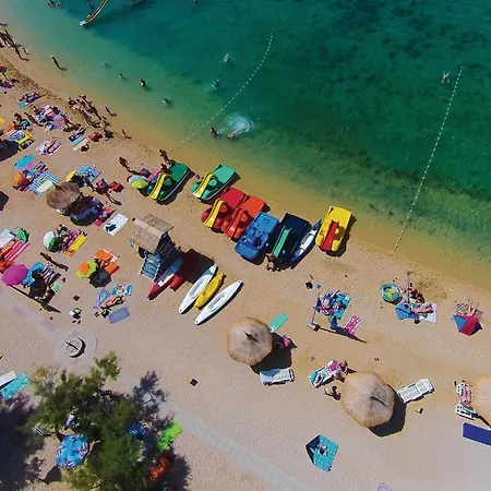 Lovely In With Wifi Apartman